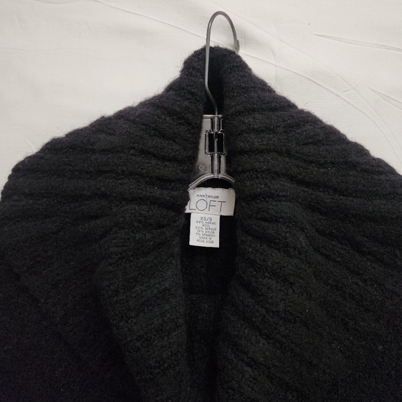 Vintage Black Fisherman Turtlneck Poncho/ Cape - Picture 3 of 4